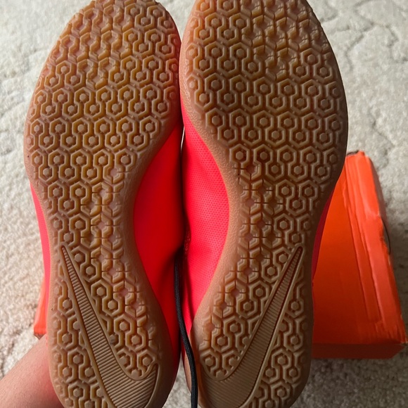 YOUTH NIKE JR MERCURIALX PRO IC SIZE 5.5y - Picture 5 of 5